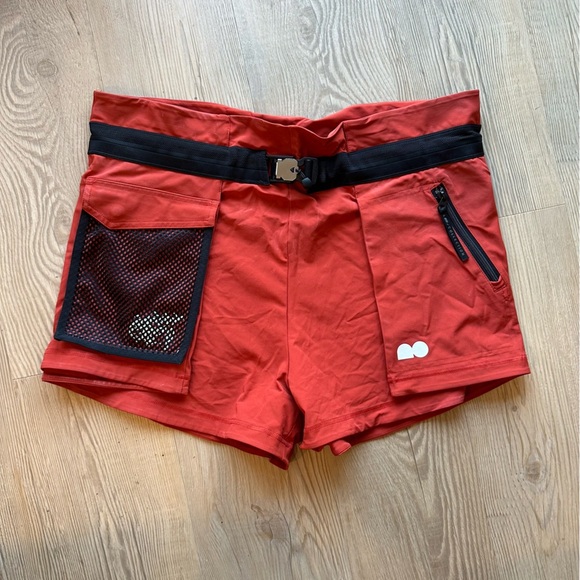 Nike Women’s Naomi Osaka Tennis Utility Shorts sz medium Red cinnabar DH5197-671 - Picture 3 of 13